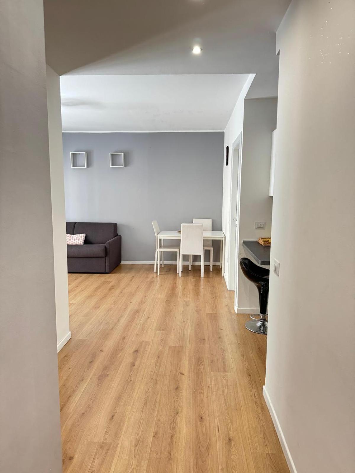 Lux Fara Appartement Milaan Buitenkant foto