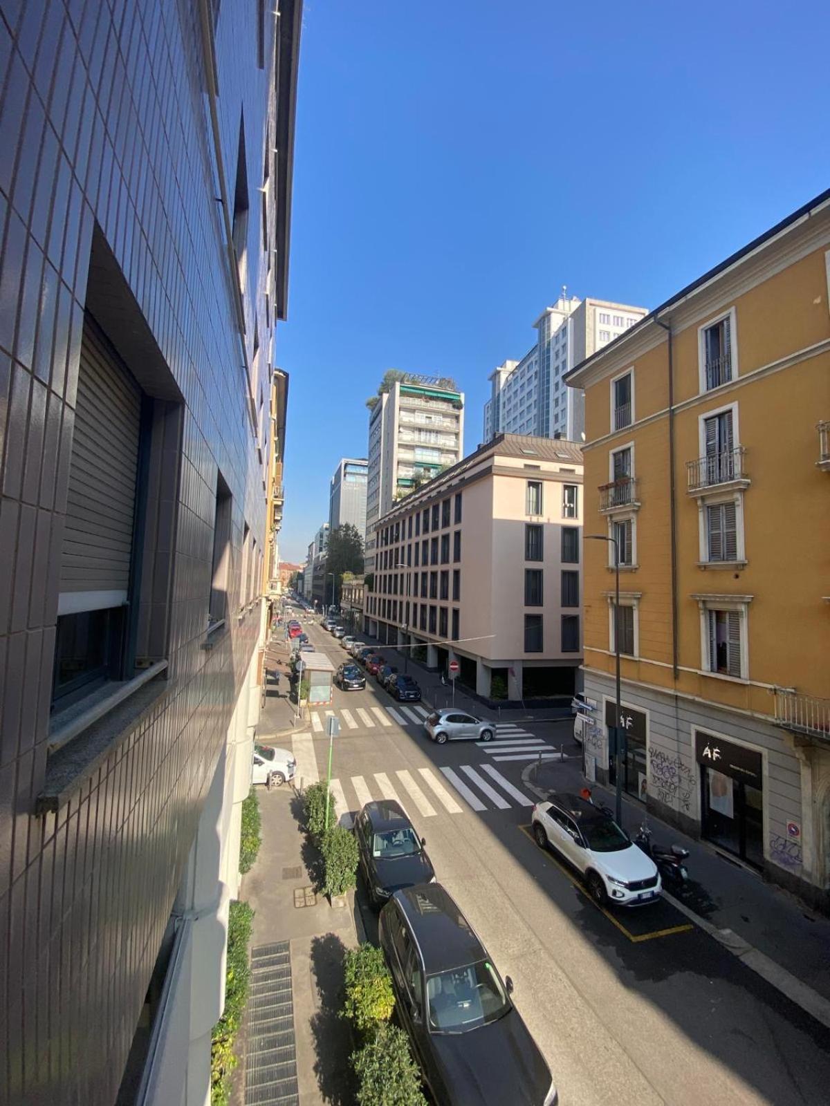 Lux Fara Appartement Milaan Buitenkant foto
